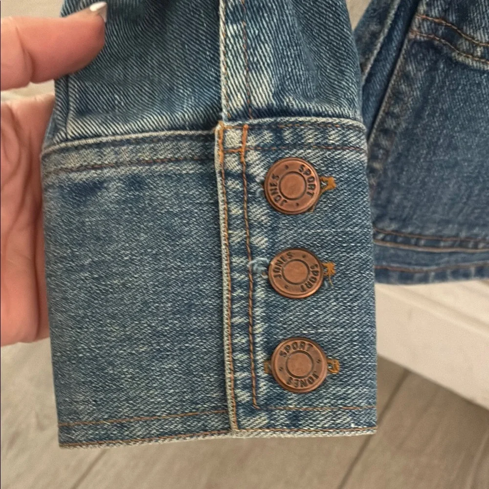 Denim Jacket with Button Front - Picture 5 of 9